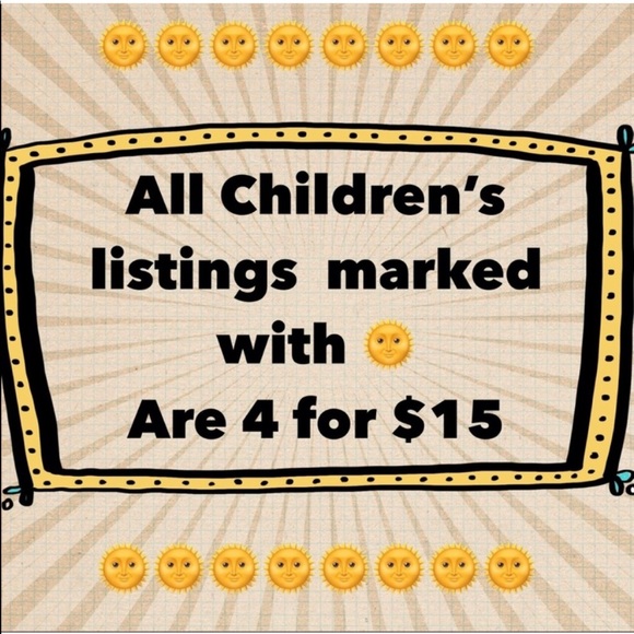 🌞 Old Navy : full moon cityscape graphic hoodie - Picture 2 of 8